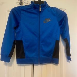 Boys Nike Track Suit - Size 6
